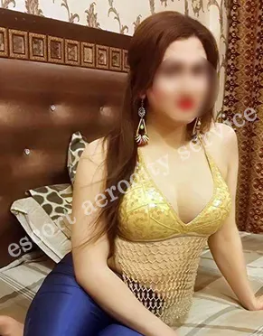 Housewife Escorts in Greater Kailash